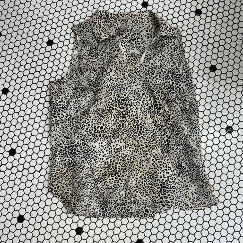 Chicos linen sleeveless shirt size 4 or size 20